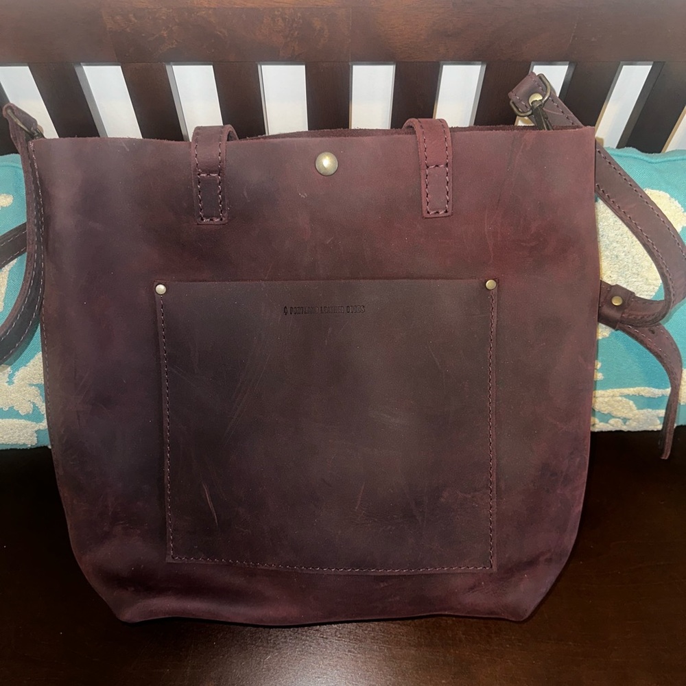Portland leather tote with crossbody strap.